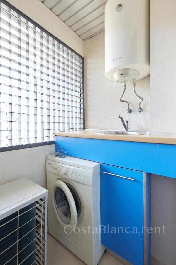 Luxurious, Newly-renovated Large 2-bedroom By The Beach Appartamento Benidorm